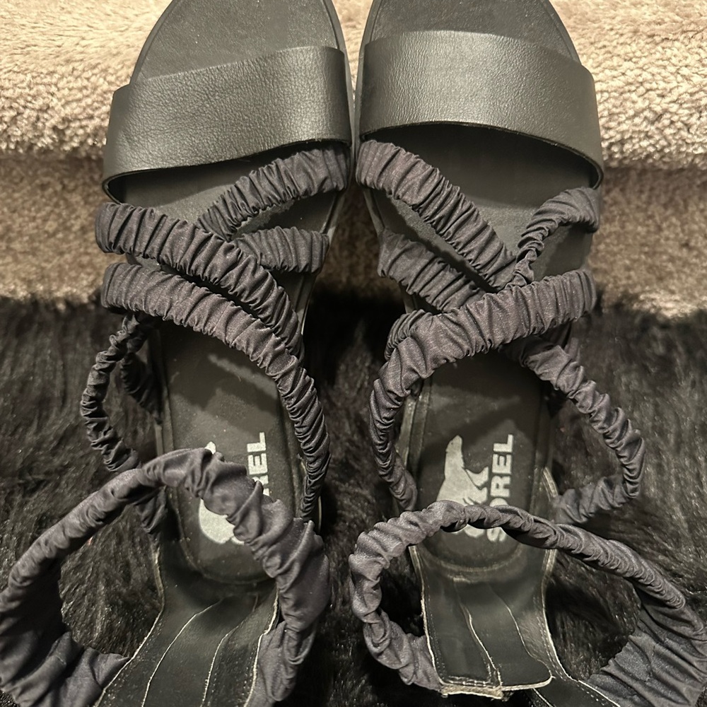 SOREL ANKLE SANDALS